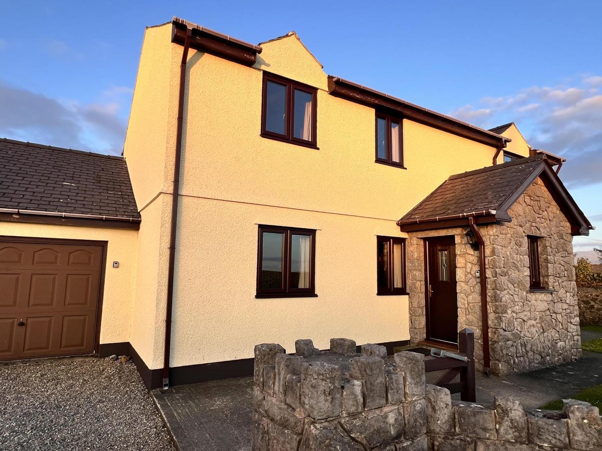4 Bedroom Detached Mountain Views Beaumaris
